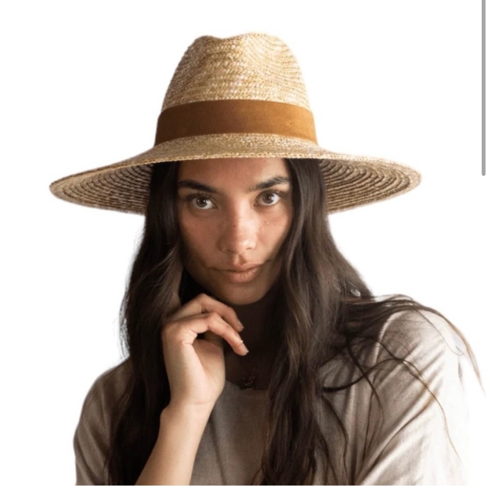 NWOT Gigi Pip Isla Straw Adjustable Fedora Hat